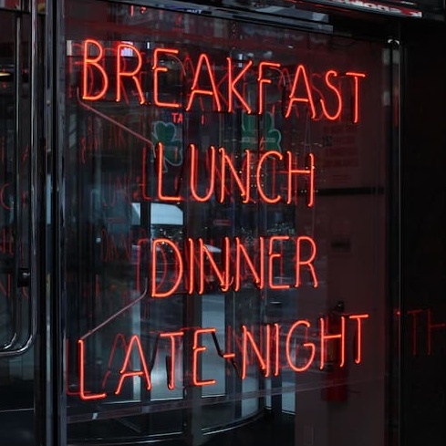 SIgn for breakfast, lunch and dinner for Odaiba restaurants.